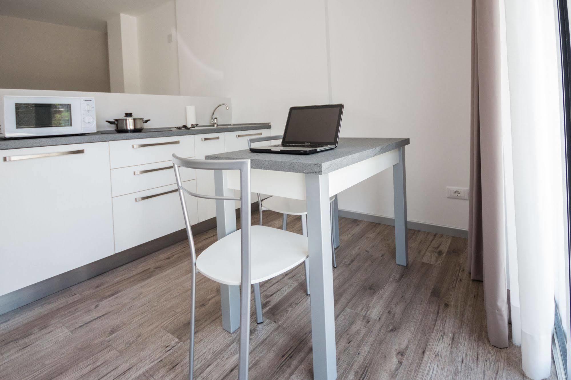 Homiquo - Royal Suite Como Lake Lake Como Buitenkant foto