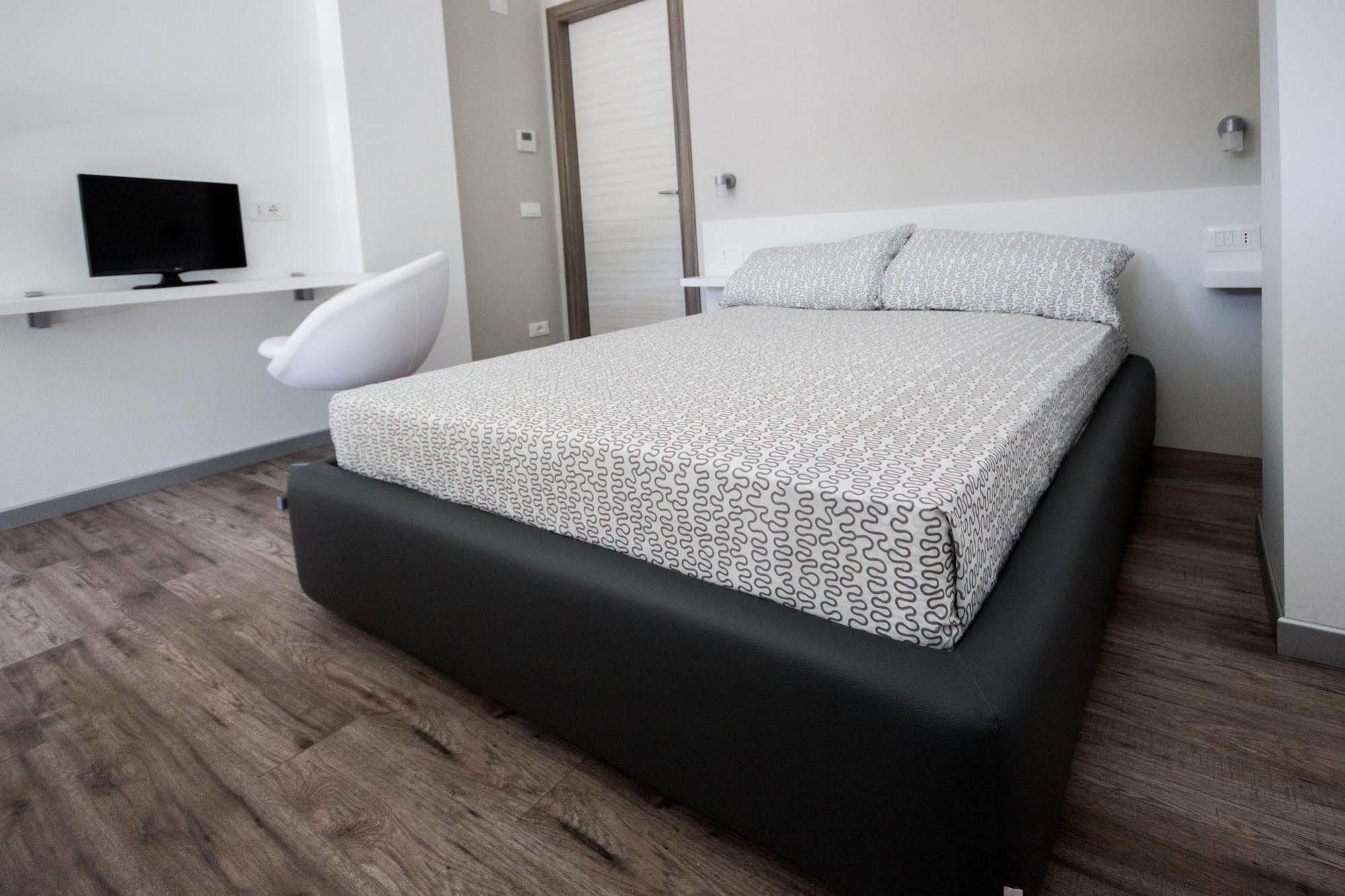 Homiquo - Royal Suite Como Lake Lake Como Buitenkant foto